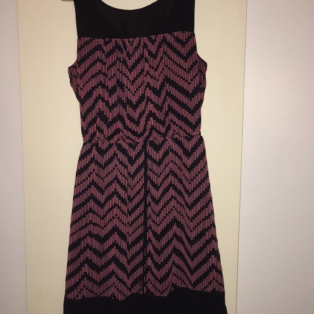 Sleeveless dress